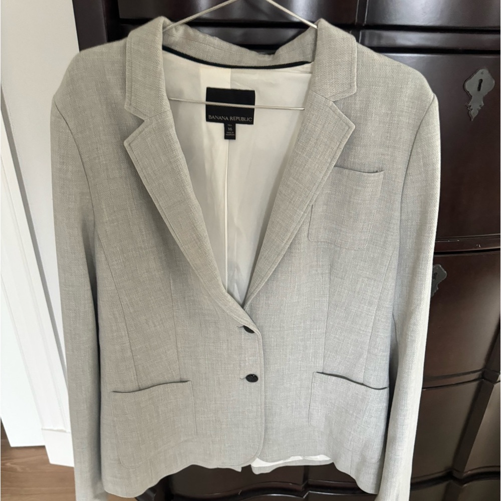 Banana Republic light grey blazer size 16 tall